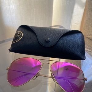 Fuchsia Ray-Ban sunglasses